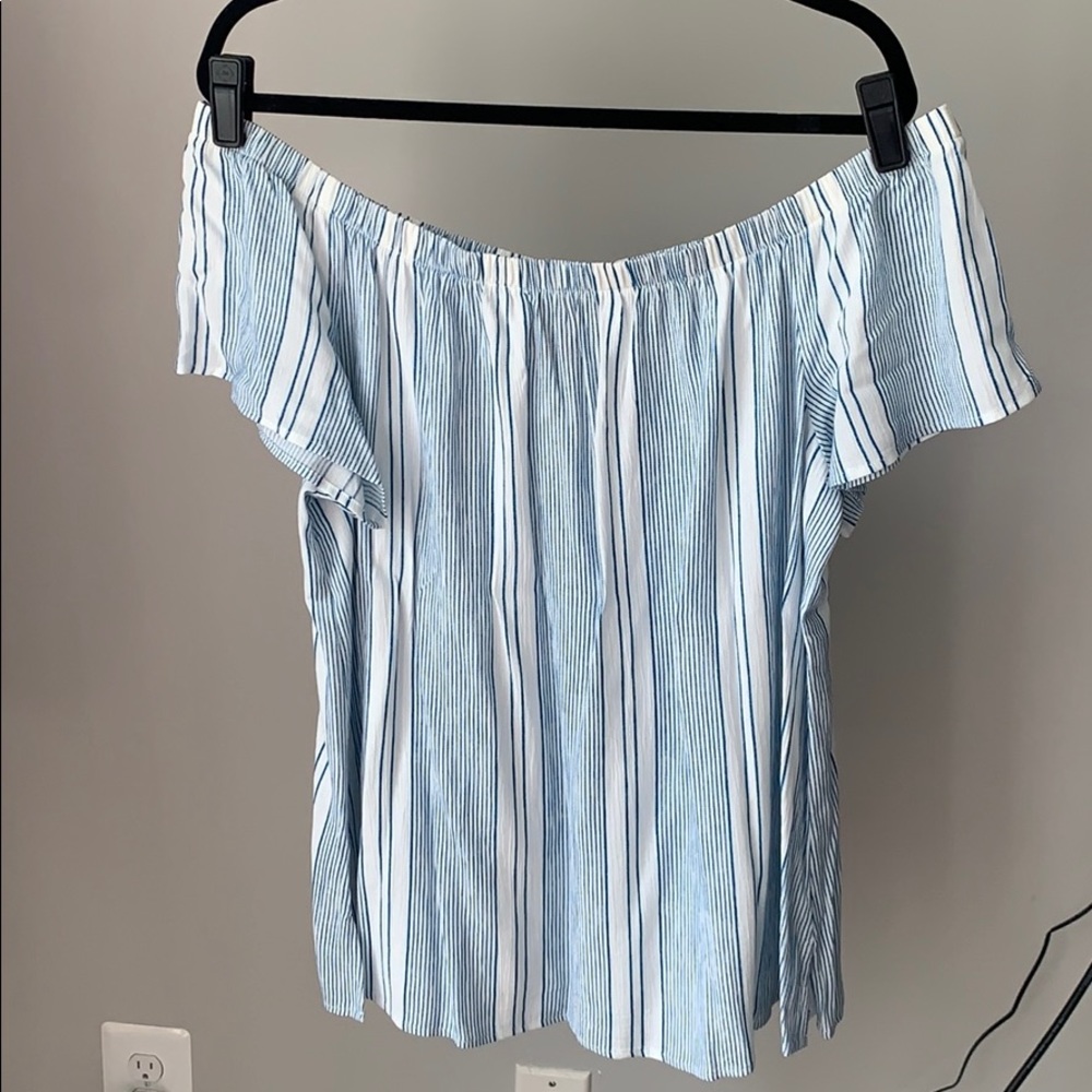 Bobeau Off Shoulder Top